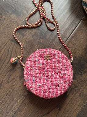 CHANEL Matelassé Round Tweed Chain Shoulder Chain Bag Pink CC Logo